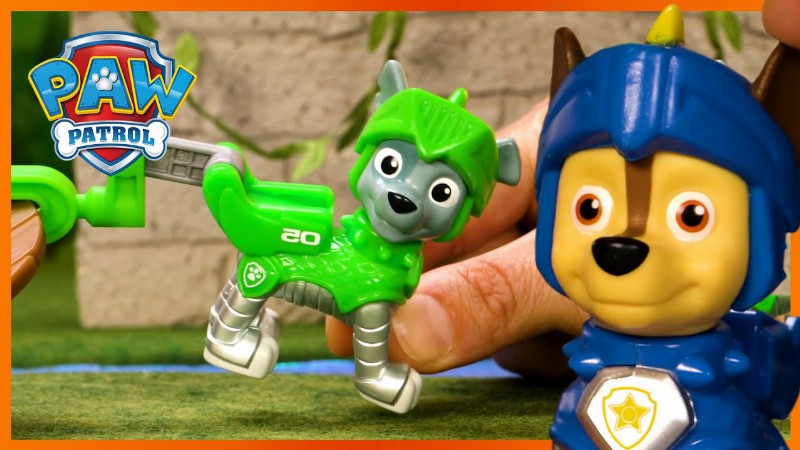 Rescue Knights Find A Lost Busby 🏰: Paw Patrol : Toy Pretend Play Rescue
